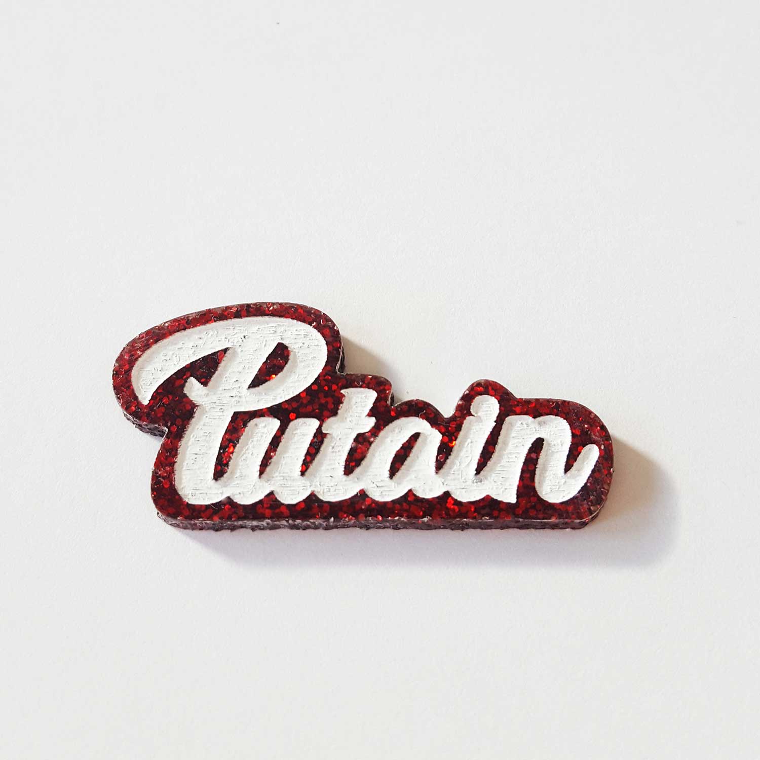 broche putain artisanal fait main par de carton et d'étoiles