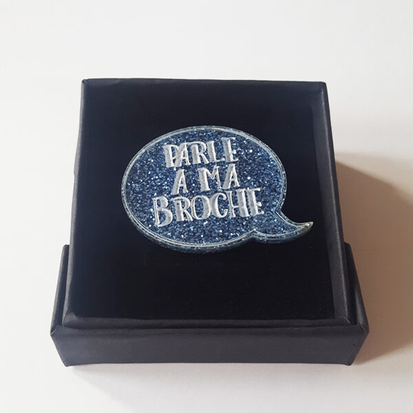 Parle à ma broche, broche artisanale par de carton et d'étoiles