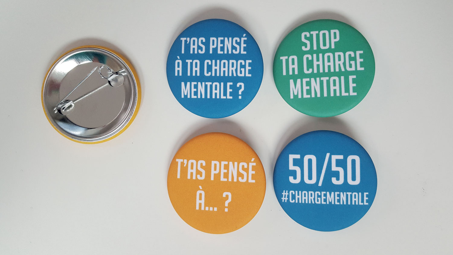 badges t'as pensé à ? créés par de carton et d'étoiles