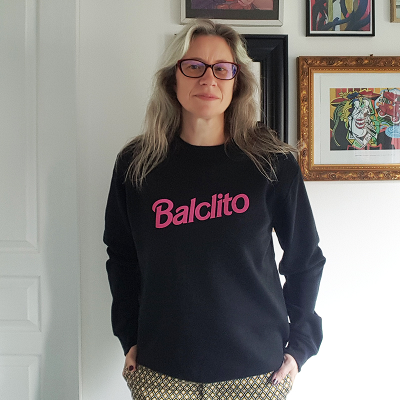 sweat, sweat balclito, balclito , sweat feministe par de carton et d'étoiles