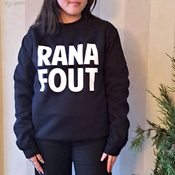 sweat ranafout noir par de carton et d'étoiles